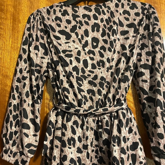 Brand new without tags xl blouse - Picture 2 of 4